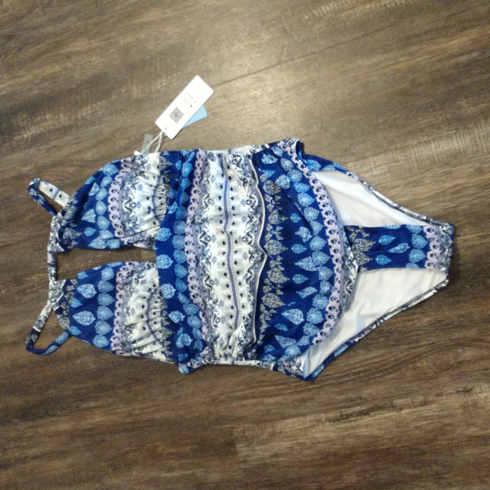 New Cupshe swimsuit, size XXL,